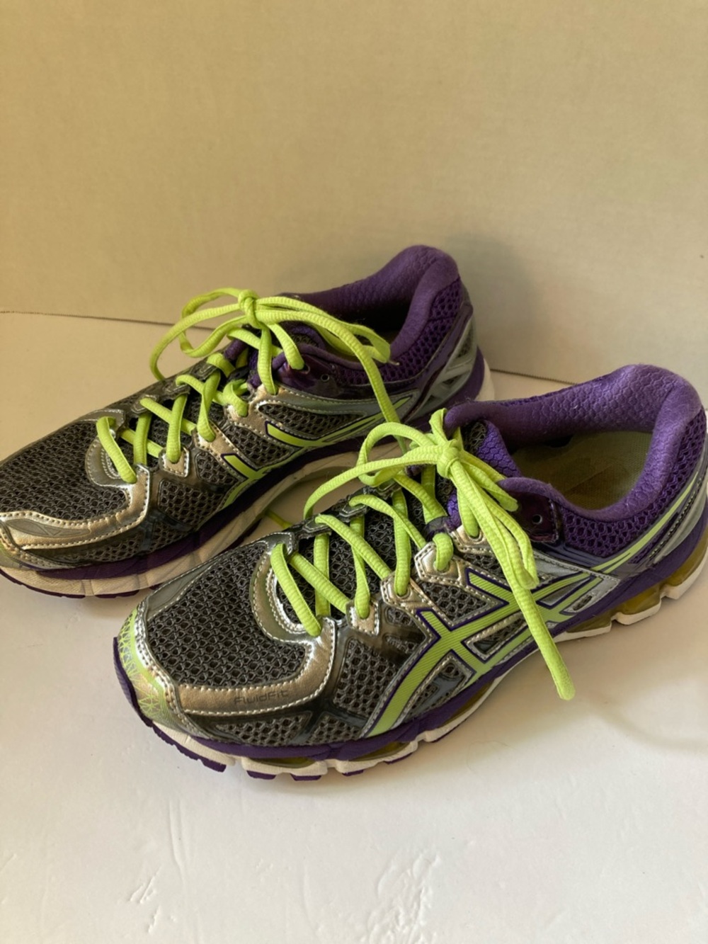 Asics Gel-Kayano 21 Purple and Lime Women's Running Sneakers size 8